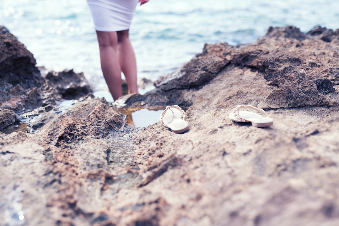 Reisen-Mallorca-Meer-Flipflops