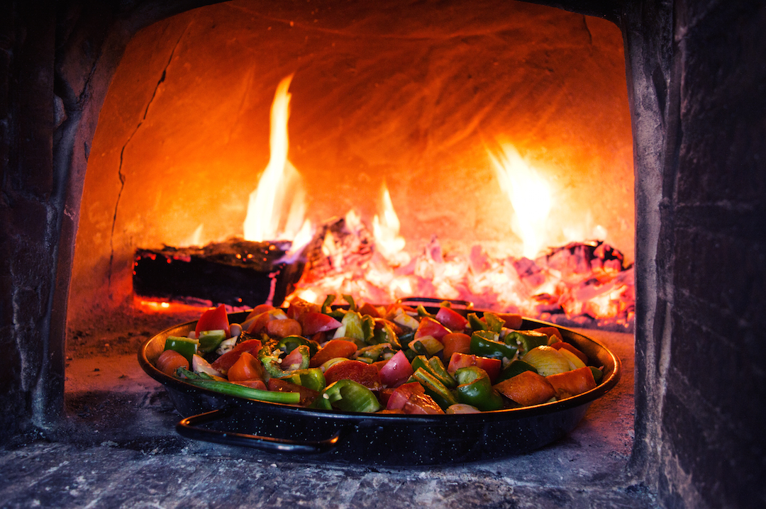 Spain-holiday-CasaMiranda-food-vegetables-fire