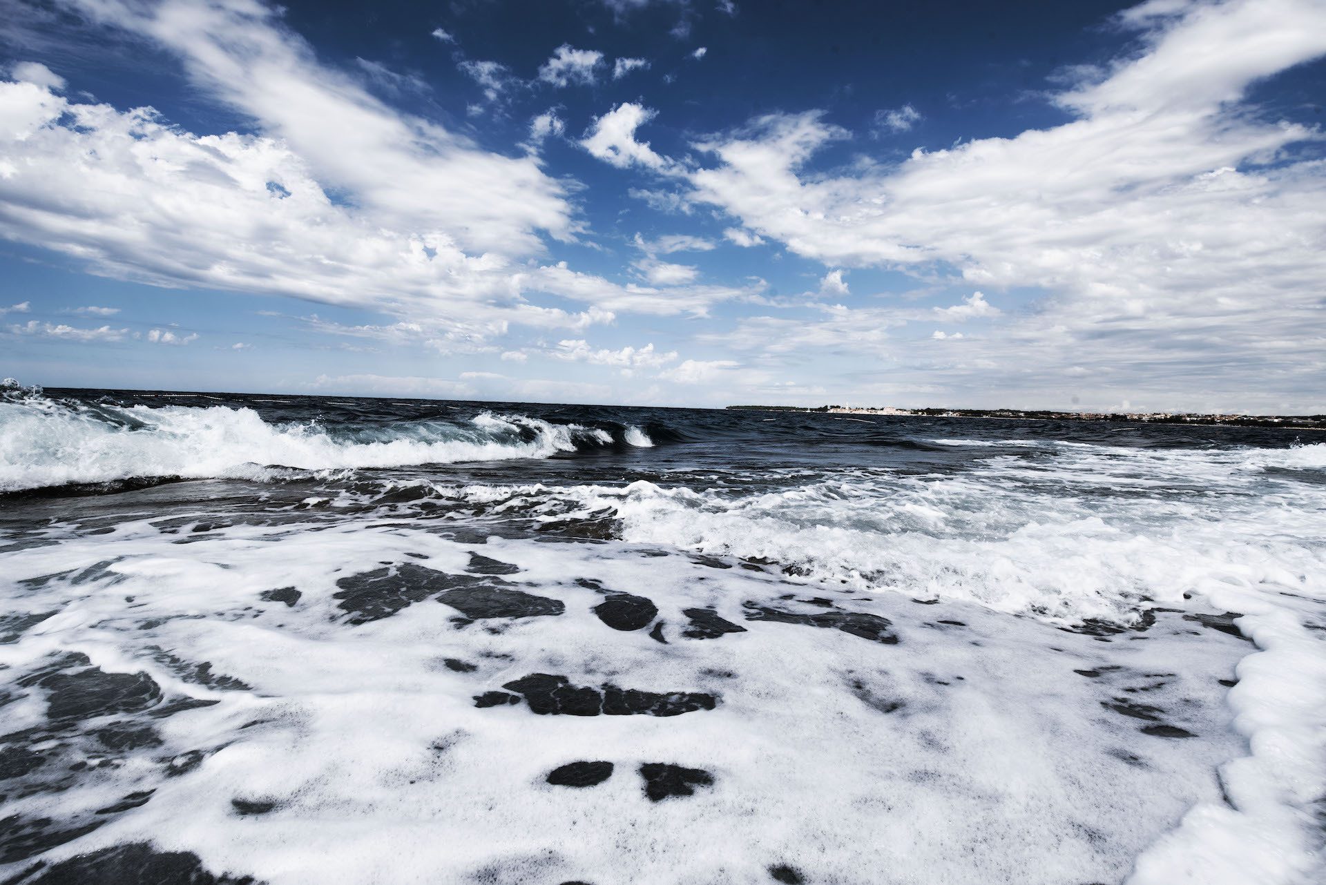 Sea-Waves-Beach