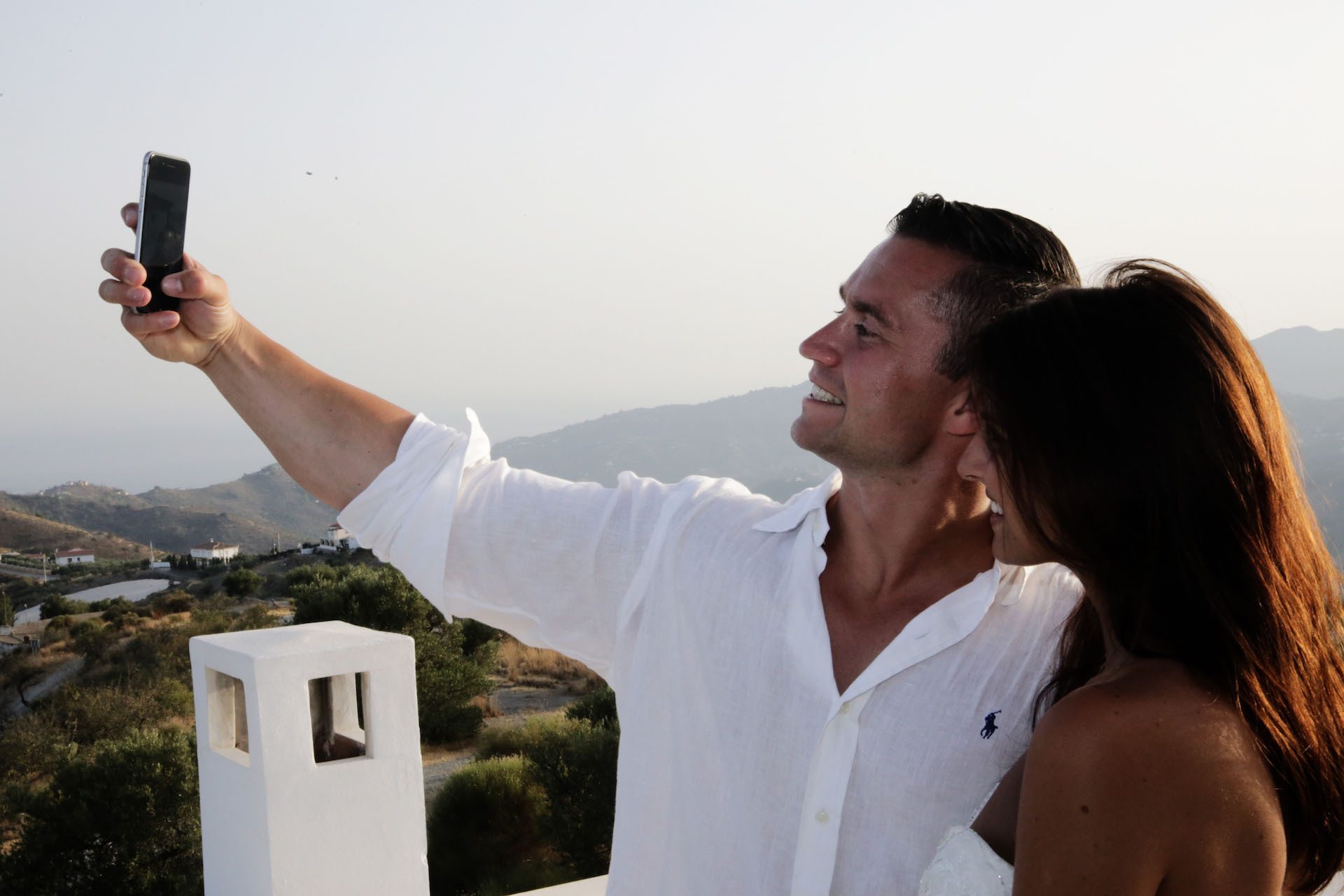 Selfie-Wedding-Rooftop