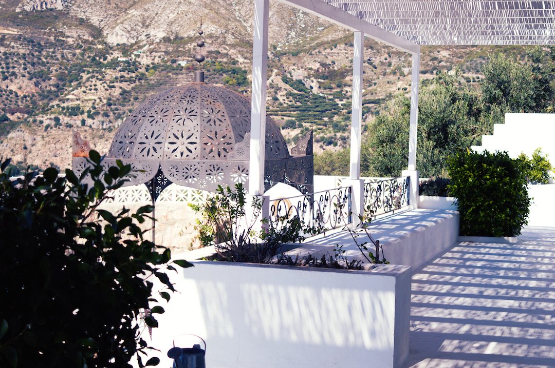 Spain-holiday-CasaMiranda-terrasse-weeding-place