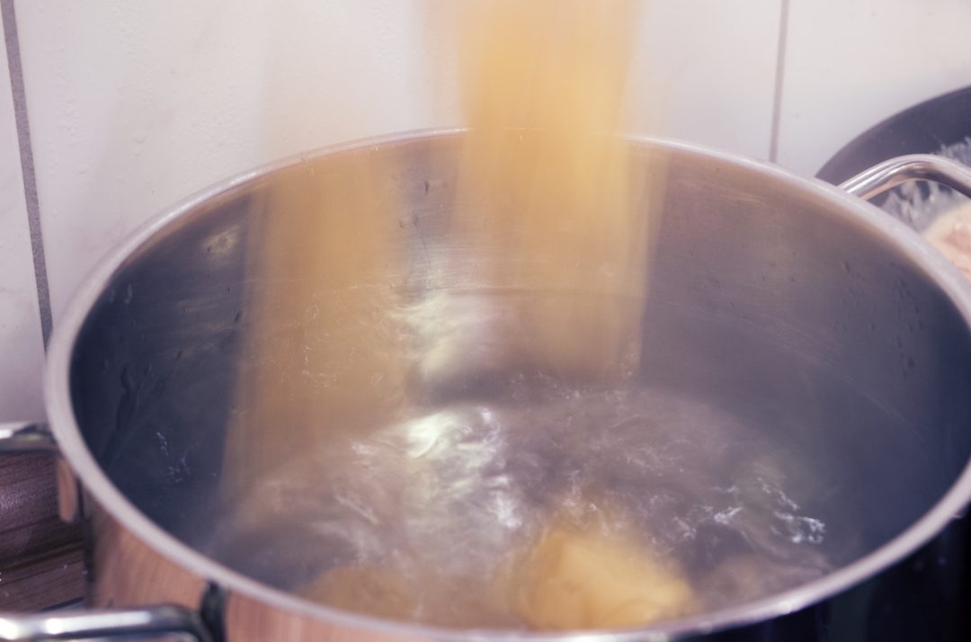 noodles-cooking-water
