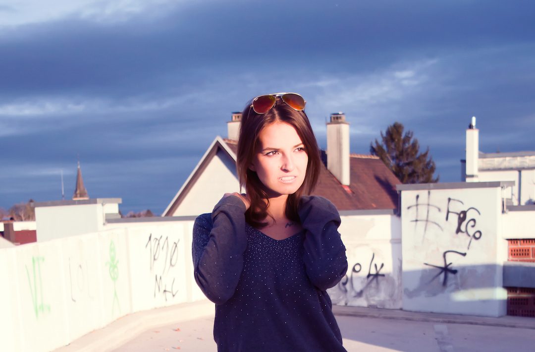 rooftop-jumper-intimissimi-sunglasses-rayban