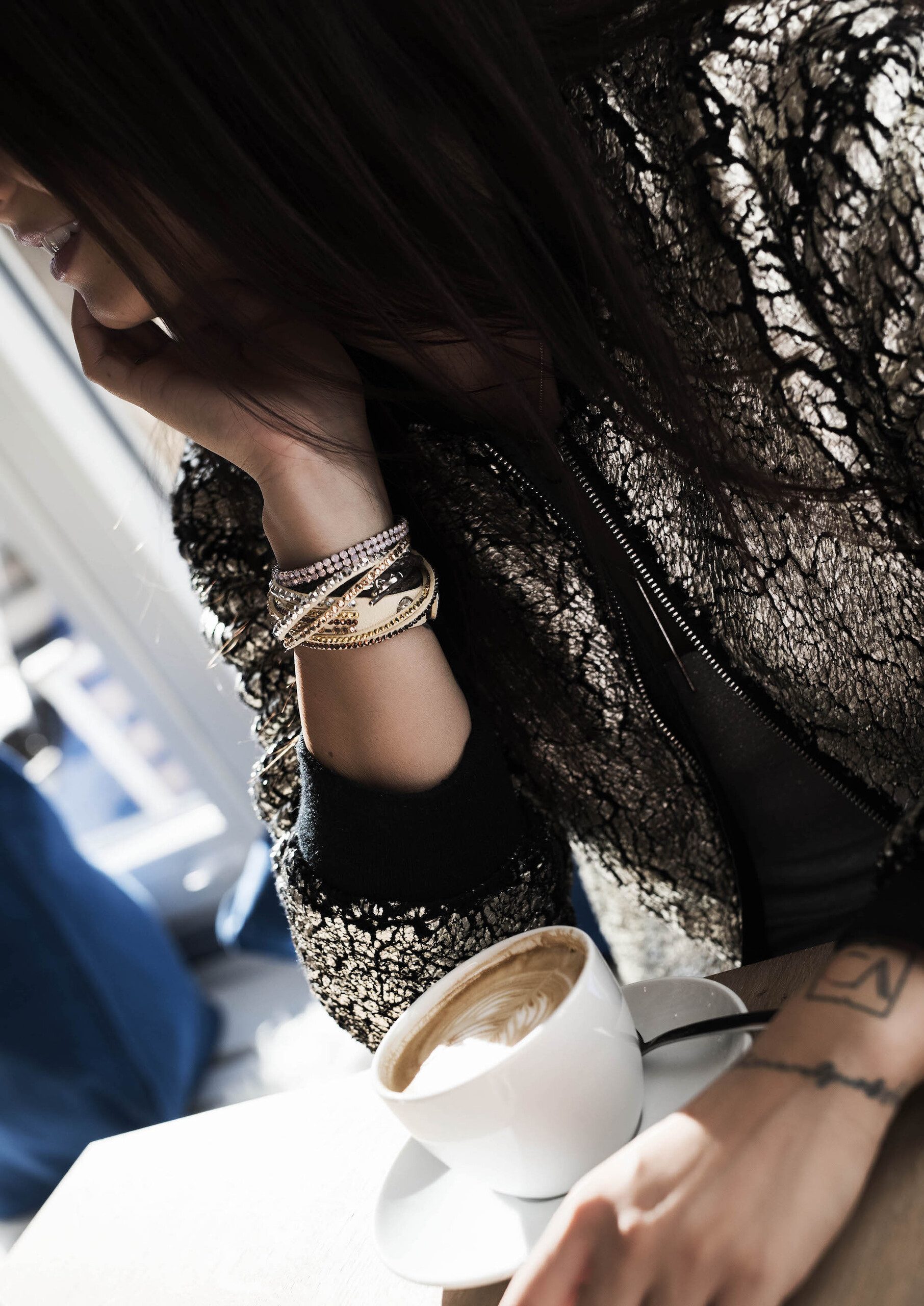 stylisch-warm-winter-guess